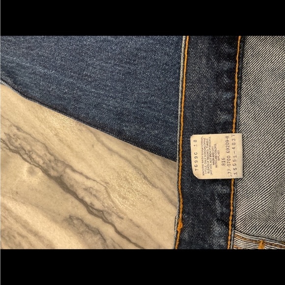 Levi's Vintage Relaxed 550 Boyfriend Jeans - Picture 5 of 7